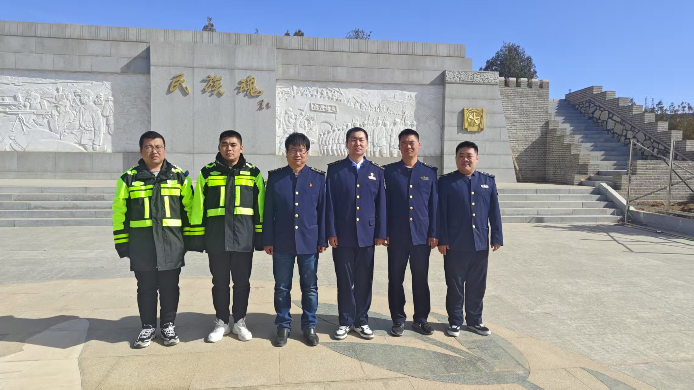 缅怀革命先烈   传承红色精神   赤城（汤泉）收费站联合赤城隧道管理站开展清明节爱国主义教育活动